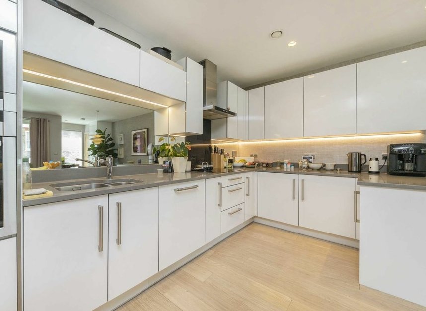 Properties let in Sidney Road - SW9 0FE view4