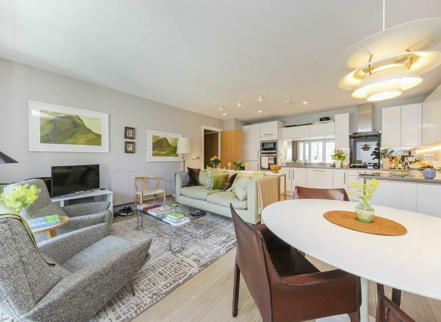 Properties let in Sidney Road - SW9 0FE view2
