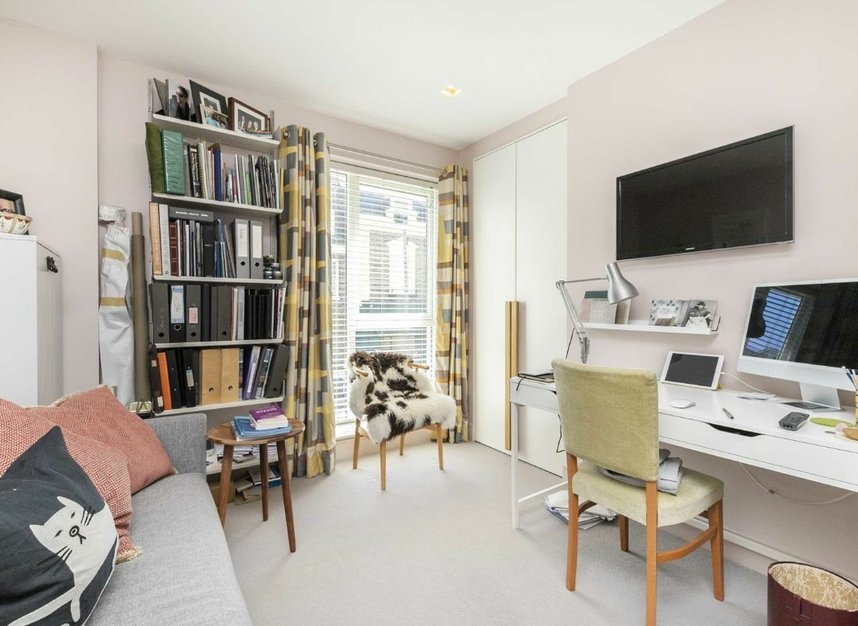 Properties let in Sidney Road - SW9 0FE view5