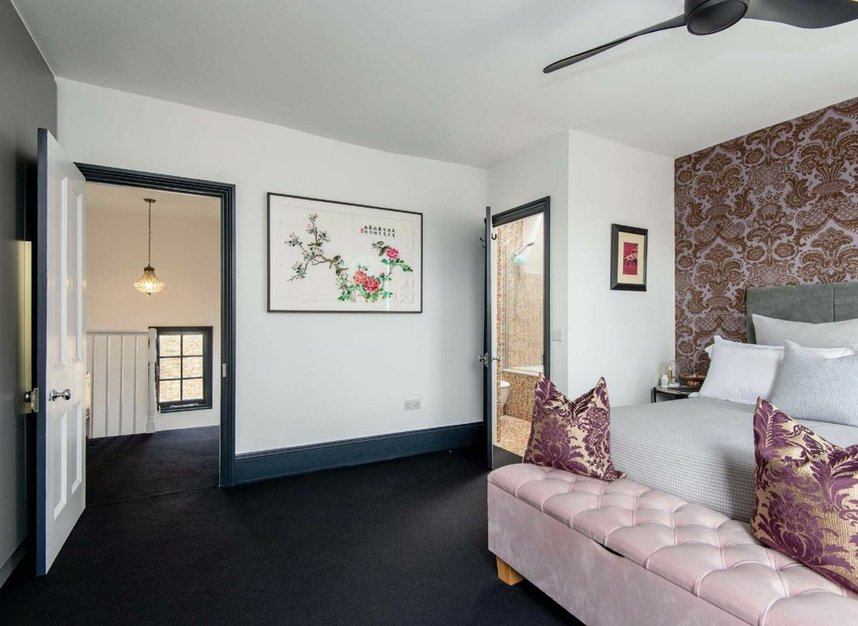 Properties let in Sidney Square - E1 2EY view10