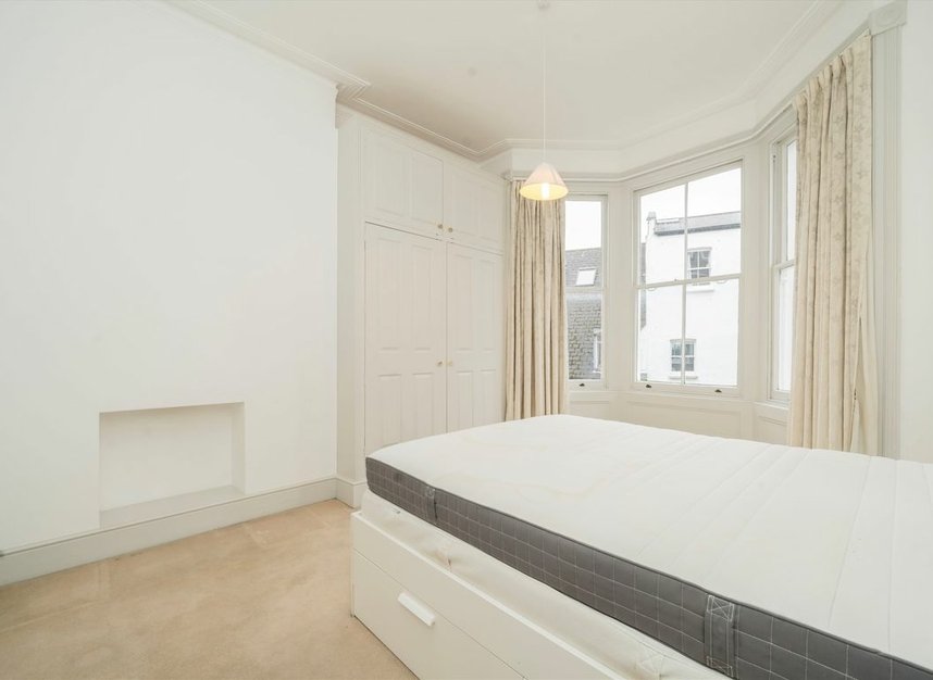 Properties let in Sinclair Road - W14 0NS view6
