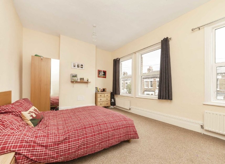 Properties to let in Solon Road - SW2 5UU view6