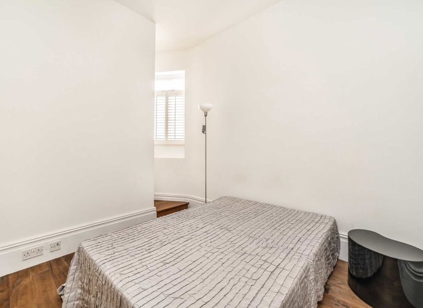Properties to let in South Parade - W4 1JT view5