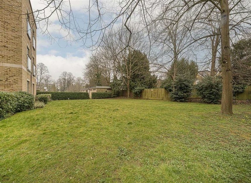 Properties let in Southcott Road - TW11 0BZ view7