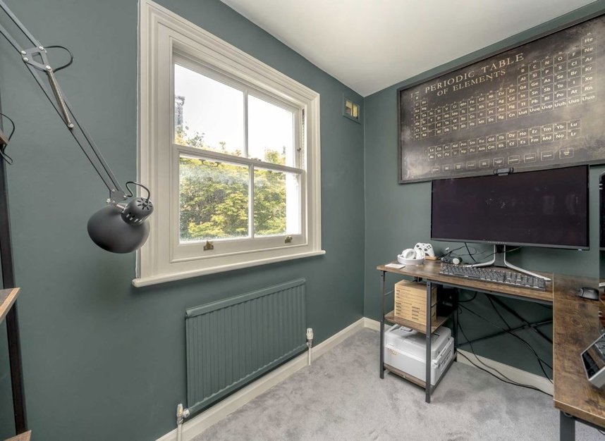 Properties to let in Southfields Road - SW18 1QN view10