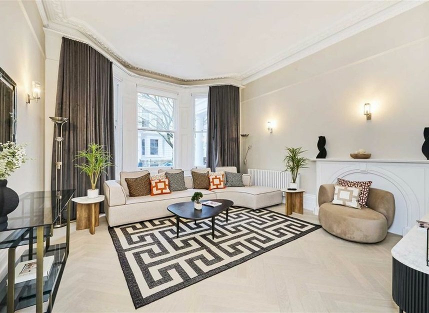 Properties to let in Southwell Gardens - SW7 4SB view1