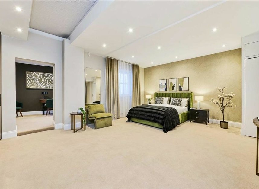 Properties to let in Southwell Gardens - SW7 4SB view5