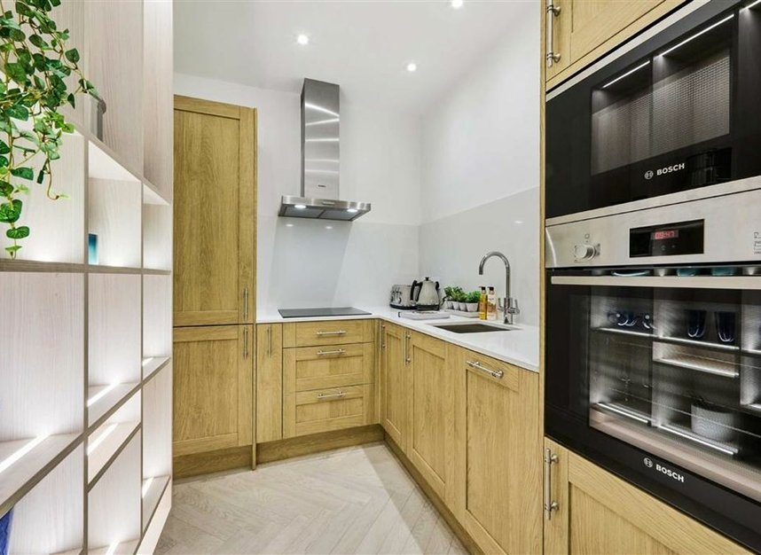 Properties to let in Southwell Gardens - SW7 4SB view3