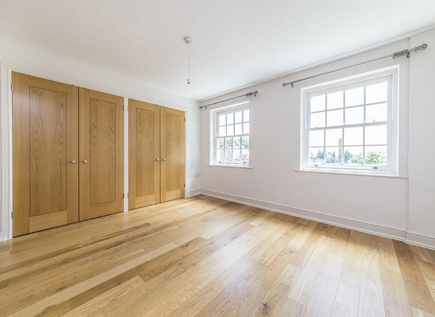 Properties let in Southwood Avenue - KT2 7HD view5