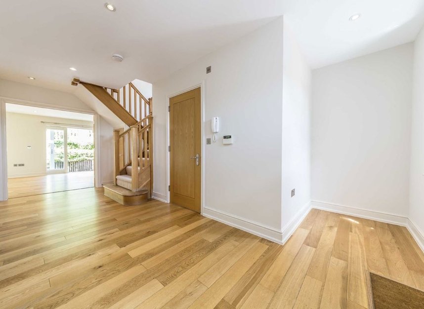 Properties let in Southwood Avenue - KT2 7HD view7