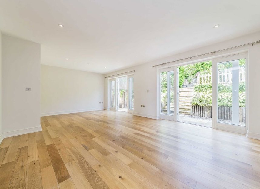 Properties let in Southwood Avenue - KT2 7HD view10