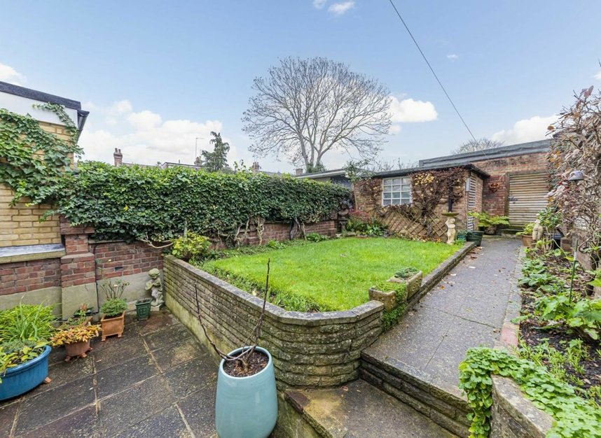 Properties let in Spencer Road - N11 1JX view3