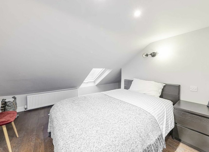 Properties let in Spencer Road - N11 1JX view7