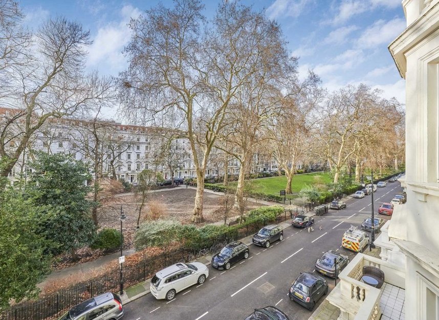 Properties to let in St. Georges Square - SW1V 3QP view7