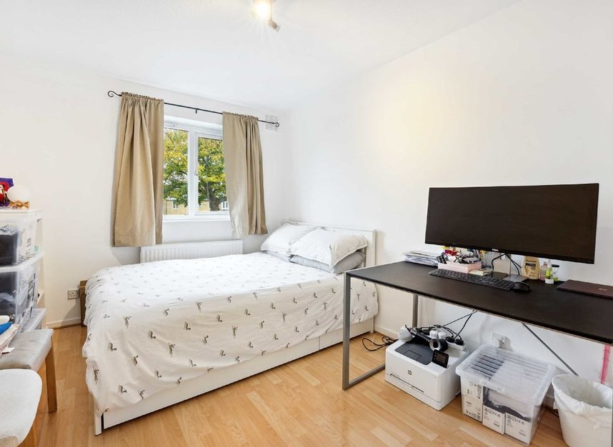 Properties to let in St. Gerards Close - SW4 9DU view5