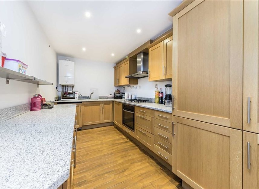 Flat to rent in St. Johns Park, London, SE3 (Ref 219134) Dexters