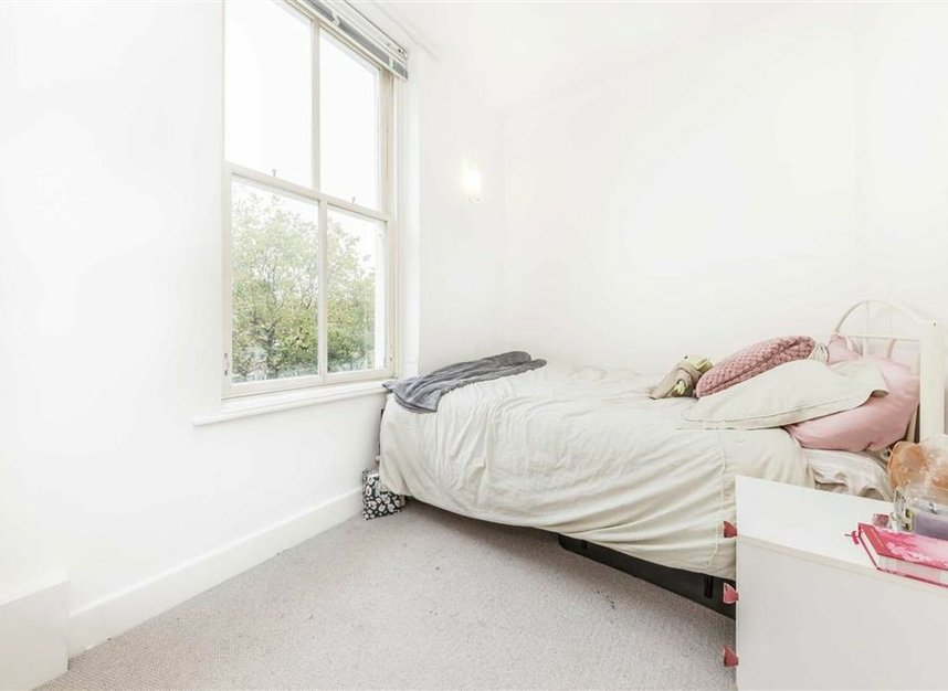 Flat to rent in St. Johns Park, London, SE3 (Ref 219134) Dexters