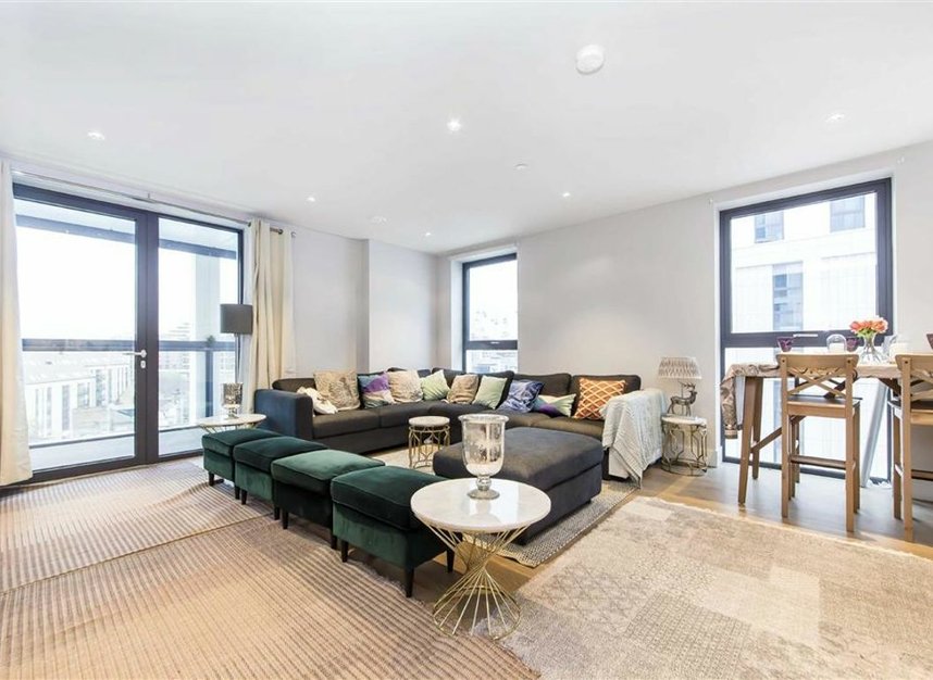 Properties let in St. Josephs Street - SW8 4EU view1