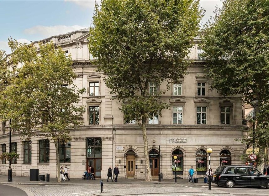Properties to let in St. Martin's Place - WC2N 4JL view1