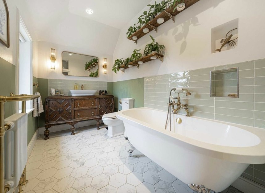 Properties to let in St. Peters Close - TW18 2ED view16