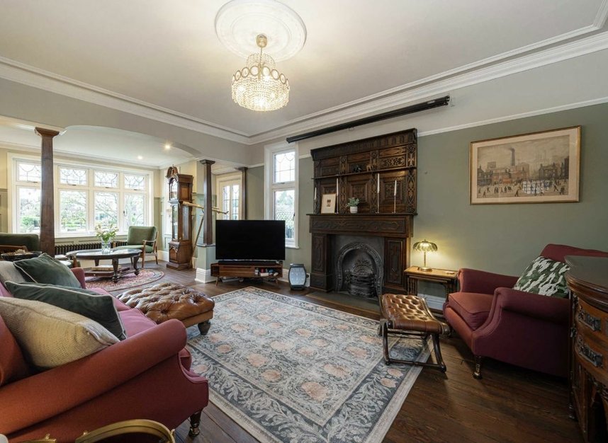 Properties to let in St. Peters Close - TW18 2ED view2