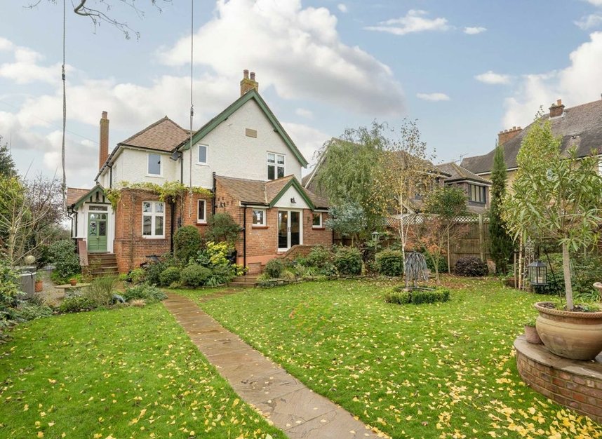 Properties to let in St. Peters Close - TW18 2ED view8