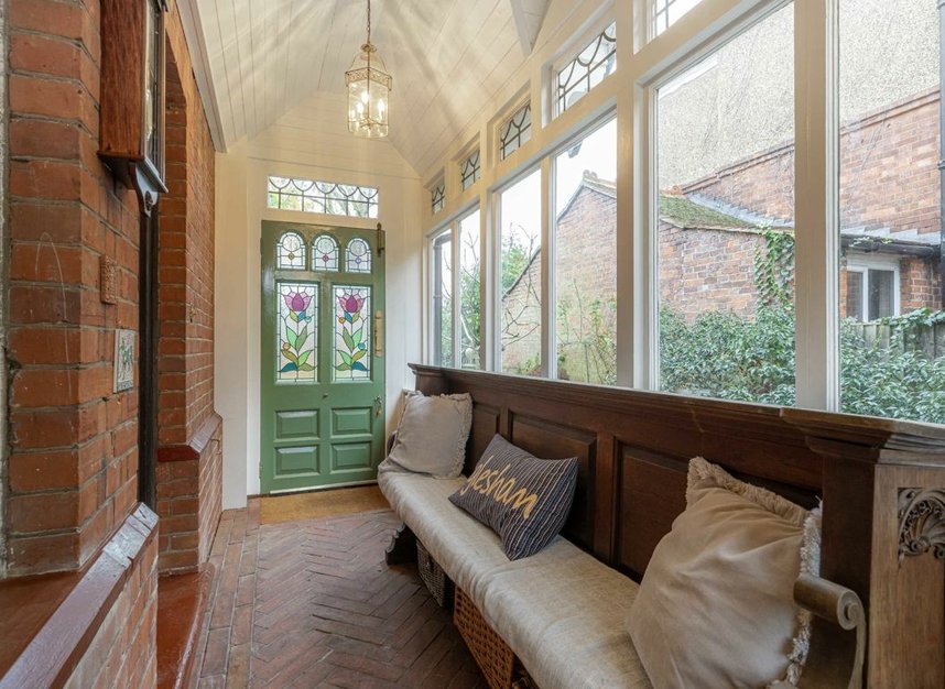 Properties to let in St. Peters Close - TW18 2ED view9