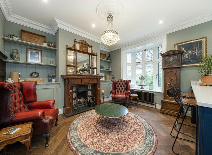 Properties to let in St. Peters Close - TW18 2ED view12