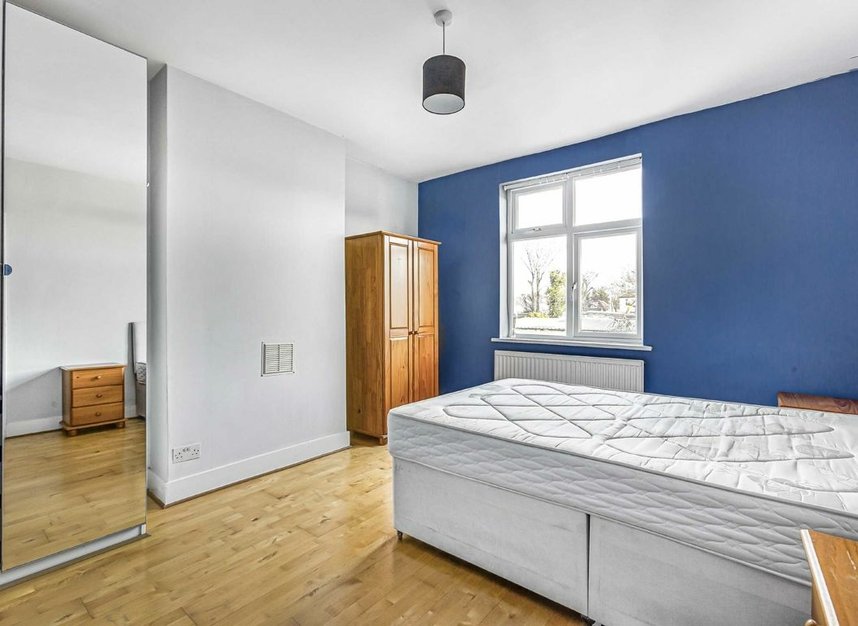 Properties let in Stanley Road - CR4 2BH view4