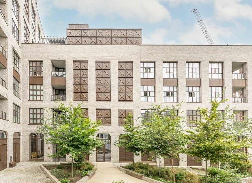 Properties let in Stanton Walk - E2 9FR view1