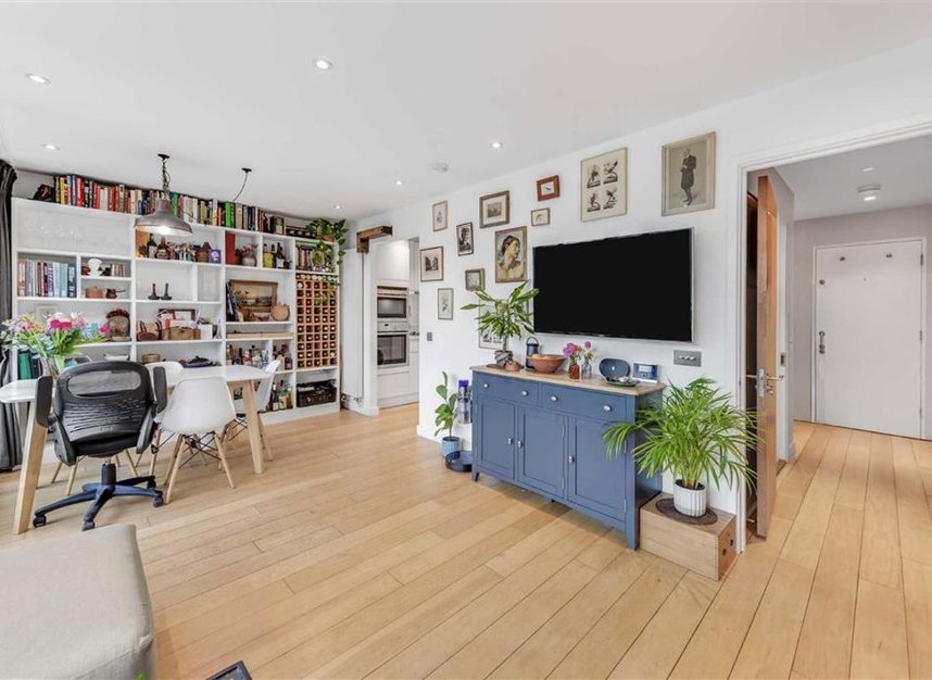 Properties let in Station Road - KT1 4HG view4