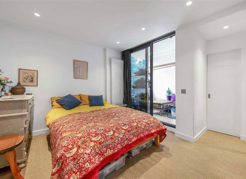 Properties let in Station Road - KT1 4HG view5