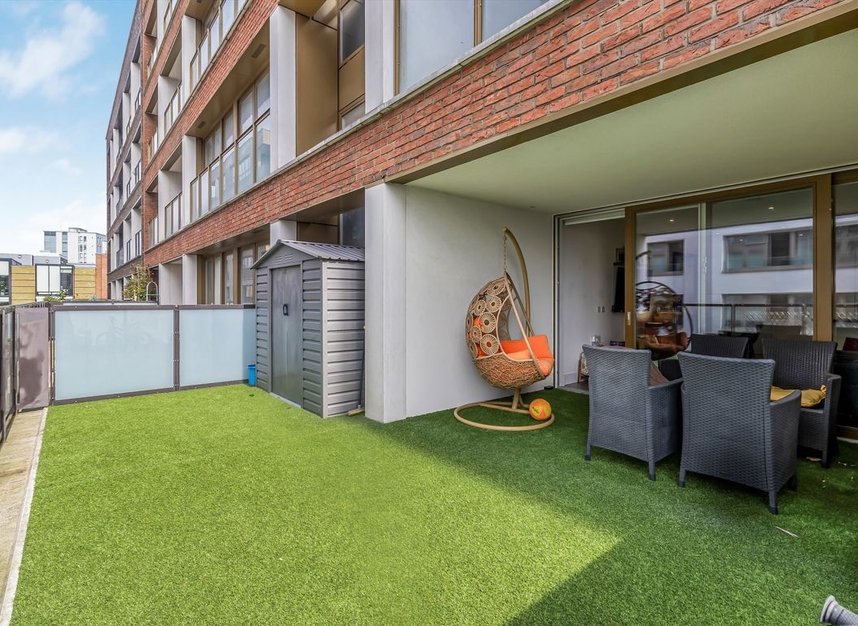 Properties to let in Sterling Way - N7 9HG view9