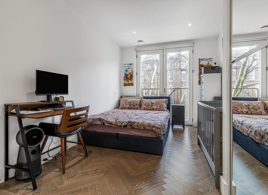 Properties to let in Sterling Way - N7 9HG view5