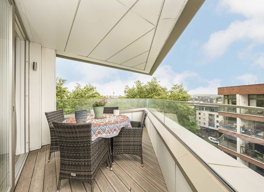 Properties to let in Sterling Way - N7 9HL view10