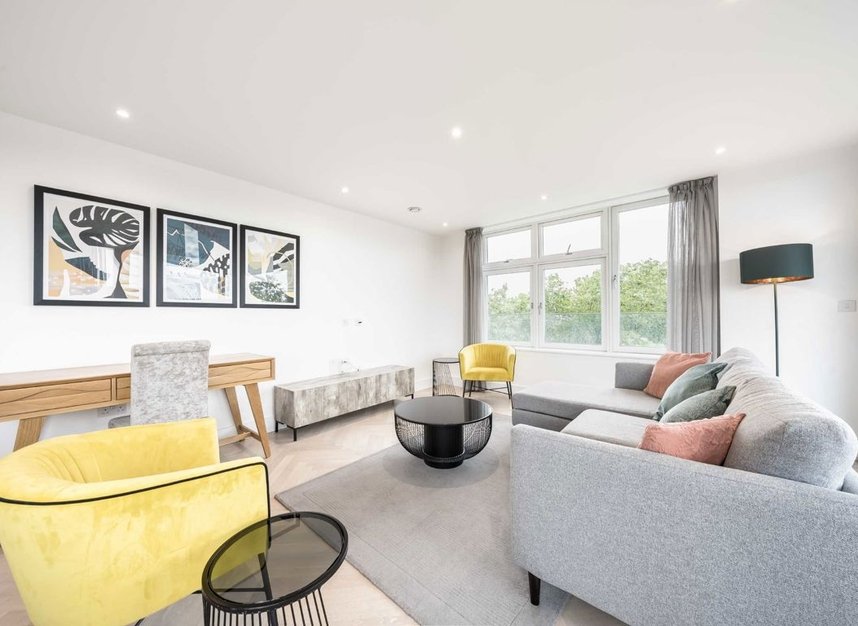 Properties to let in Sterling Way - N7 9HL view3