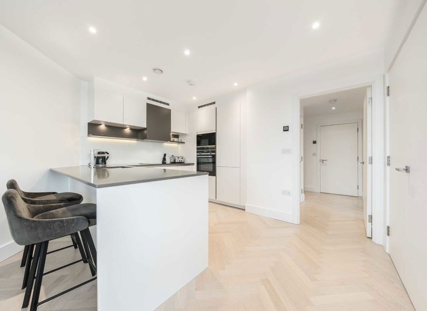 Properties to let in Sterling Way - N7 9HL view5