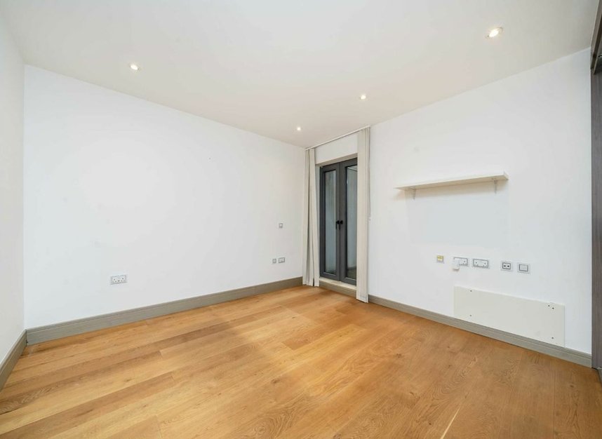 Properties let in Stile Hall Parade - W4 3AG view6