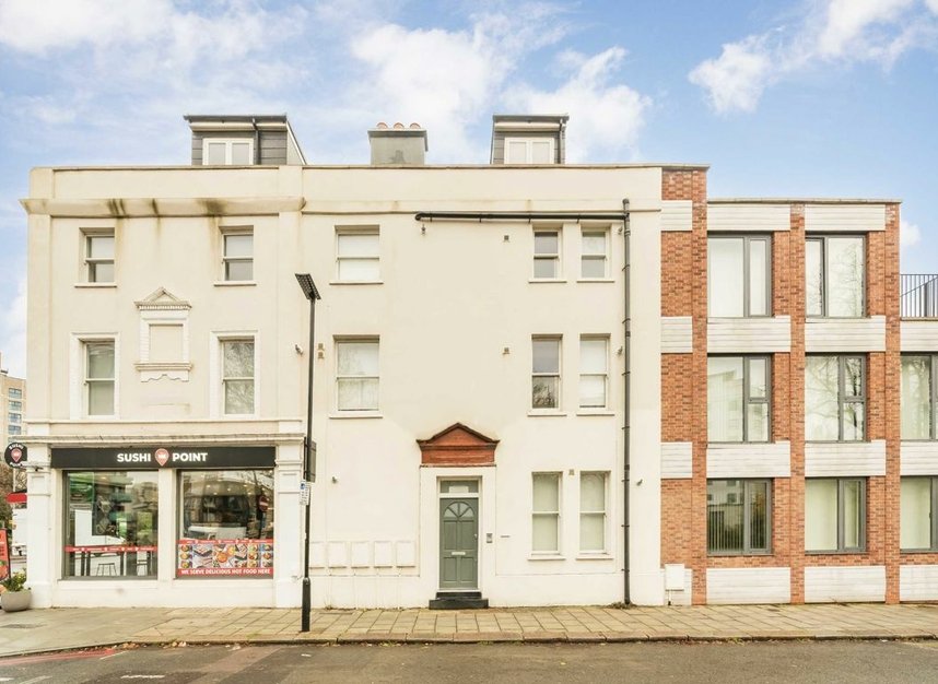 Properties let in Stile Hall Parade - W4 3AG view1