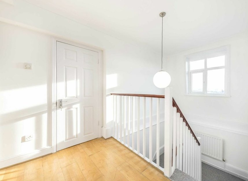 Properties let in Stoke Newington Church Street - N16 0AS view8