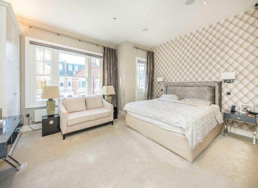 Properties let in Stokenchurch Street - SW6 3TS view6