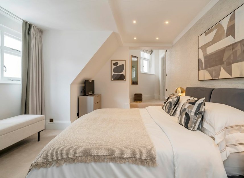 Properties let in Stratton Street - W1J 8LH view5