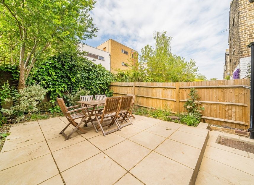 Properties let in Sulina Road - SW2 4EJ view4