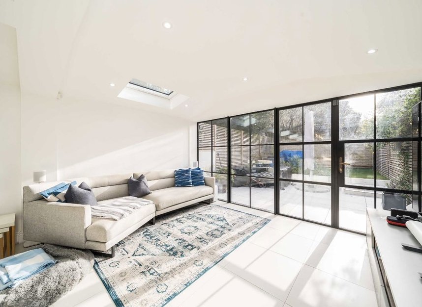 Properties to let in Sulina Road - SW2 4EJ view3