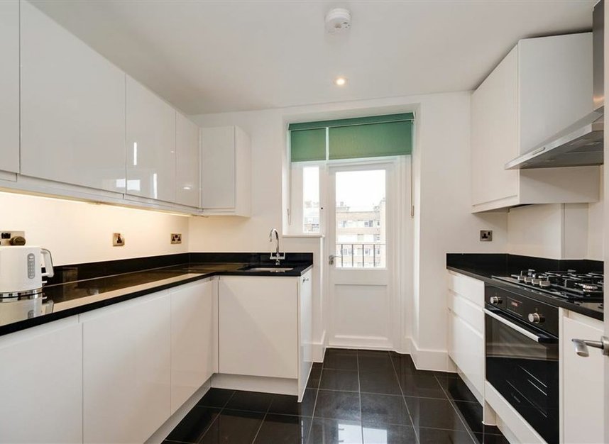 Properties let in Sussex Gardens - W2 2RH view4