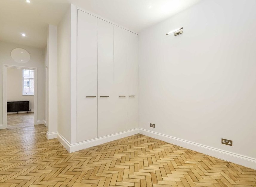 Properties to let in Sutton Court Road - W4 4NG view6