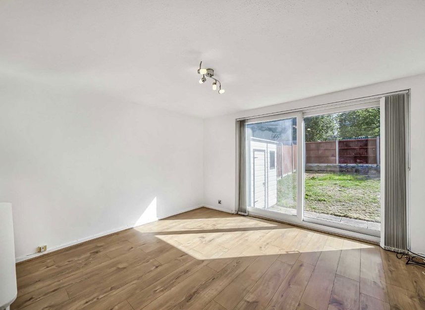 Properties to let in Swan Lane - N20 0PL view1