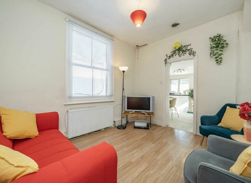 Properties to let in Sydney Road - W13 9EZ view3