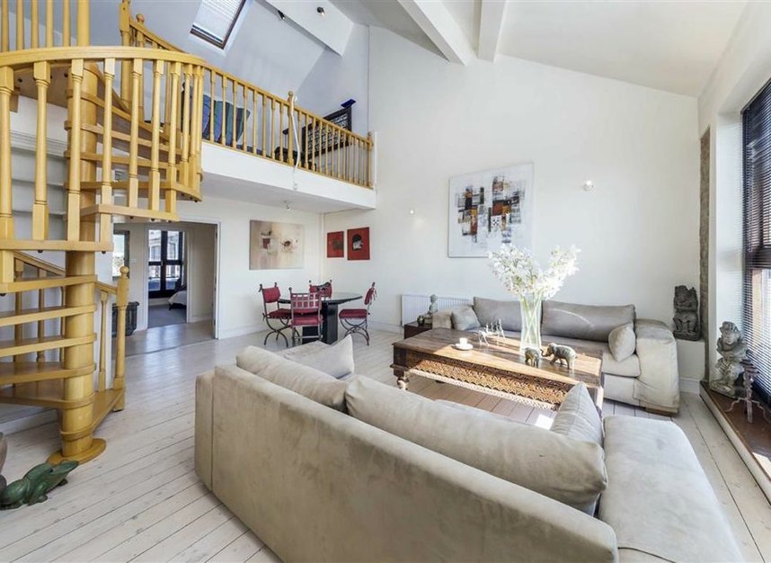 Properties let in Telfords Yard - E1W 2BQ view2