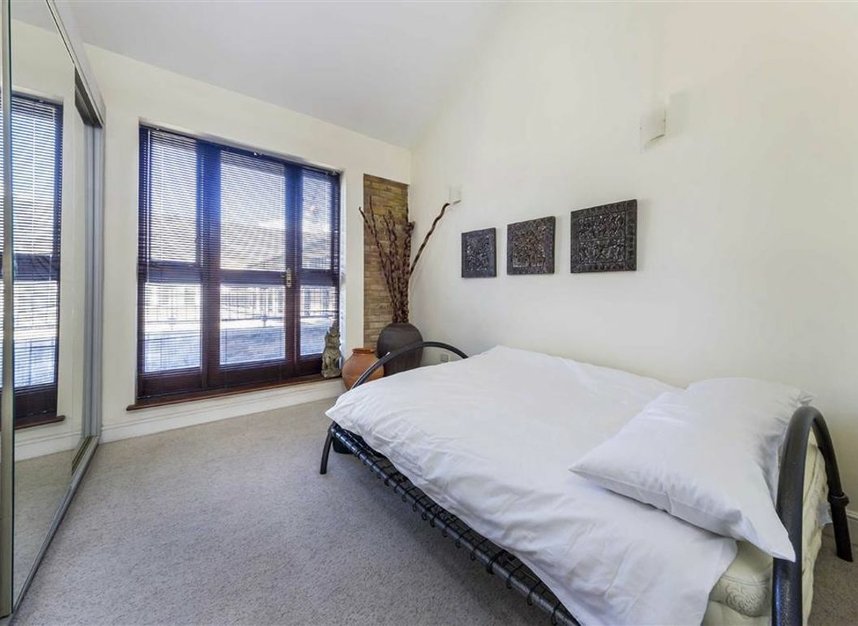 Properties let in Telfords Yard - E1W 2BQ view5